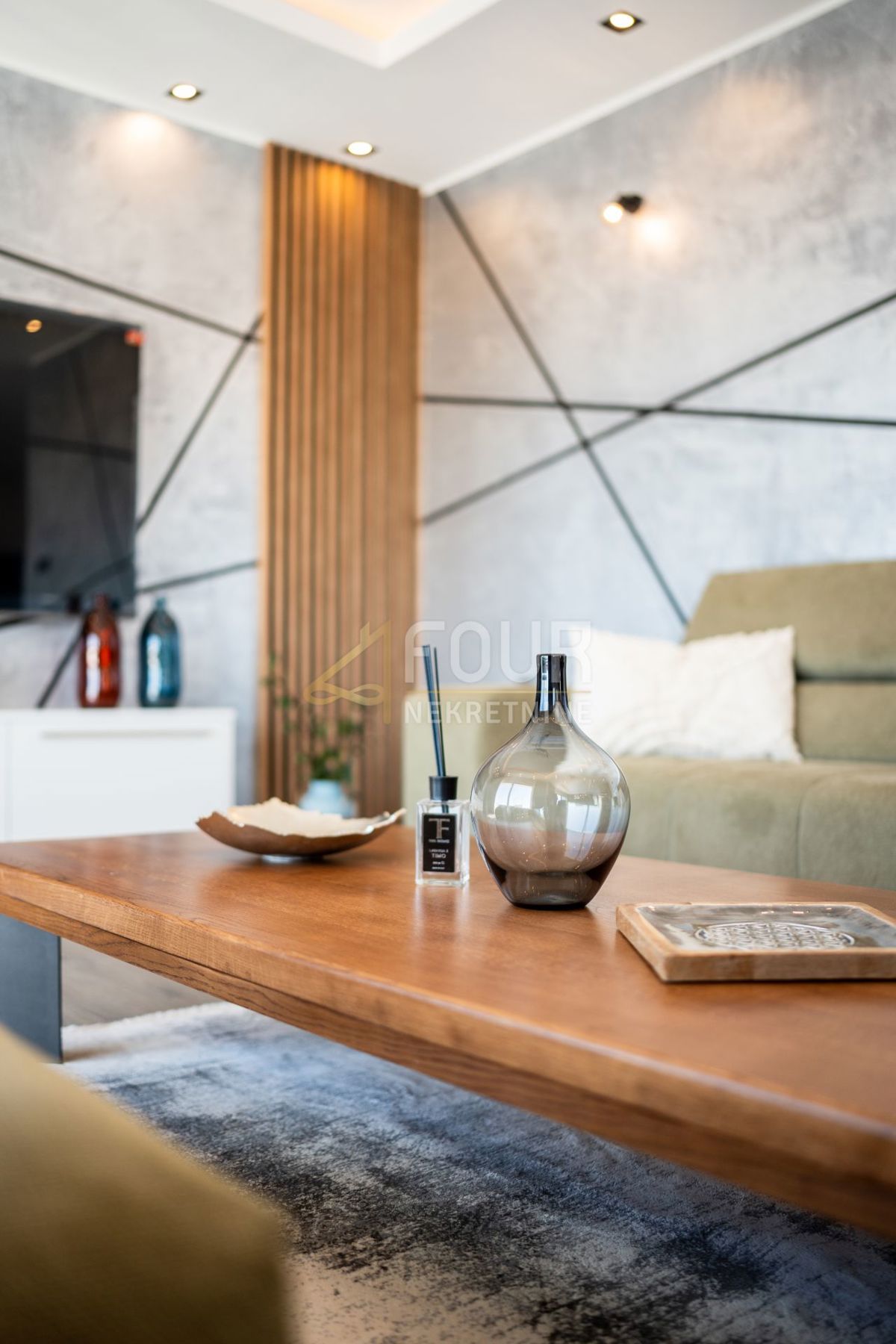 Novi Vinodolski, 391,72m2