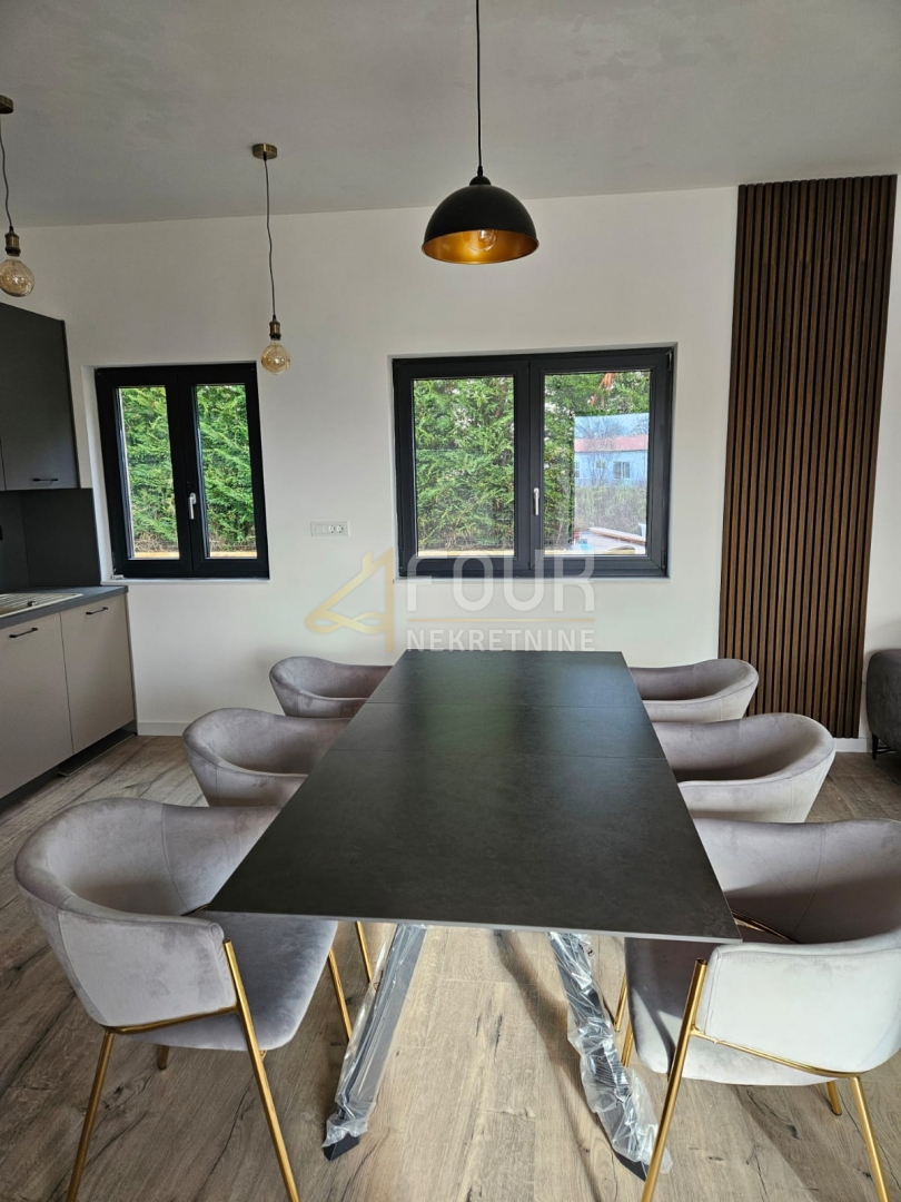 Svetvinčenat, 106m2