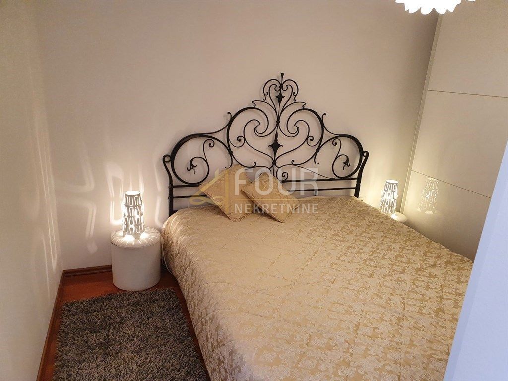 Pećine, Rijeka, 33,56m2