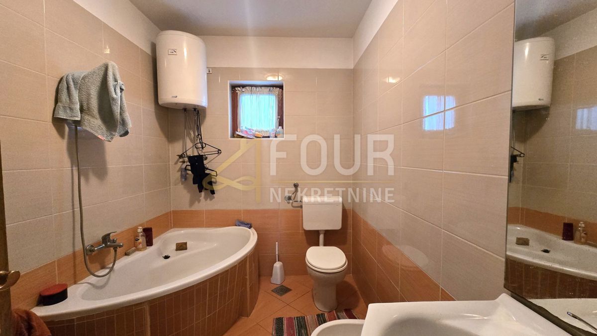 Marinići, Viškovo, 225m2