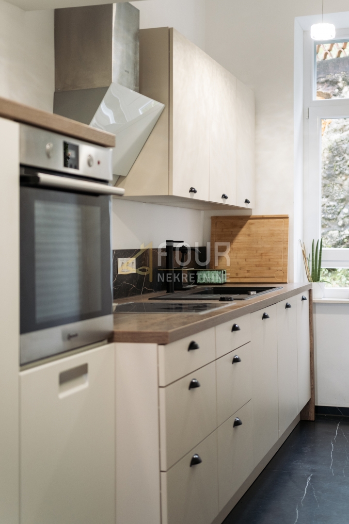 Opatija - Centar, Opatija, 100,07m2