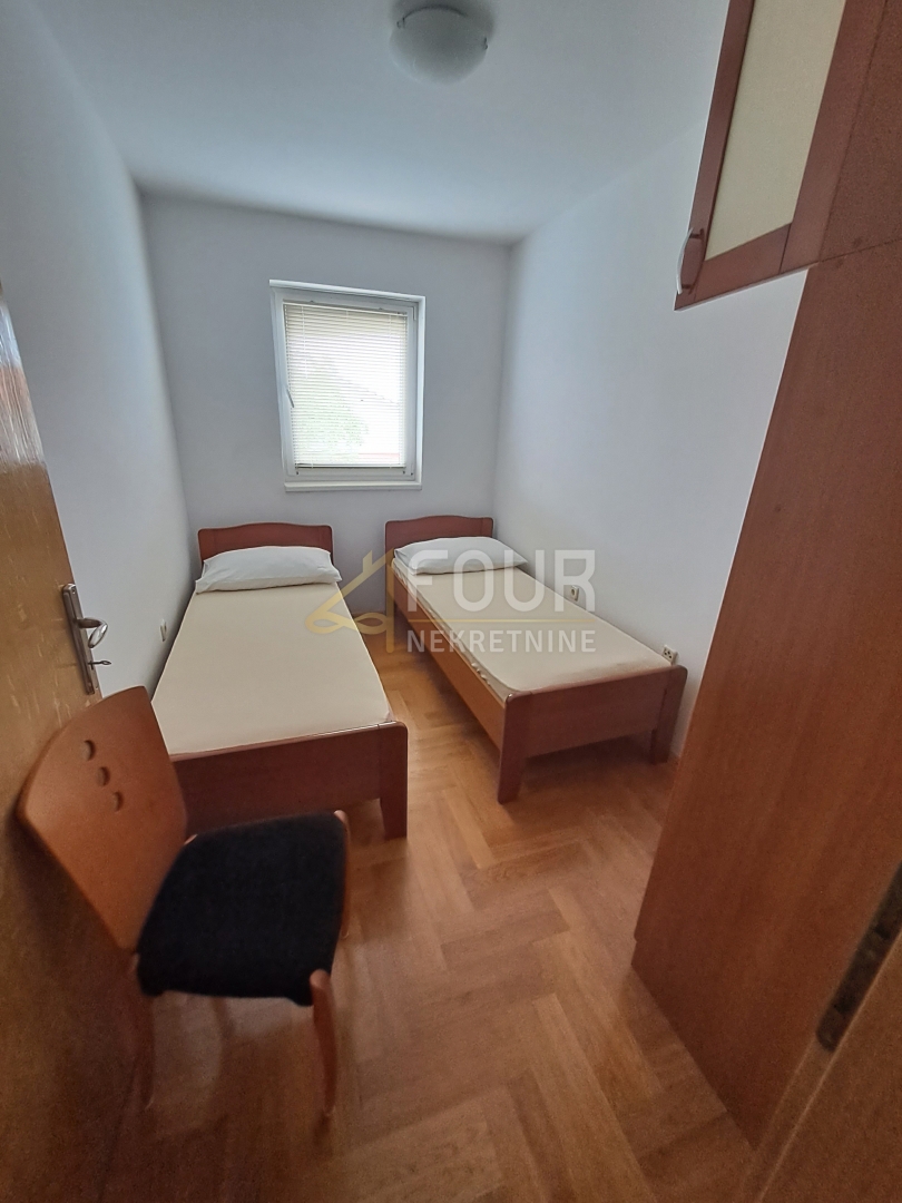 Malinska, Malinska-Dubašnica, 61m2