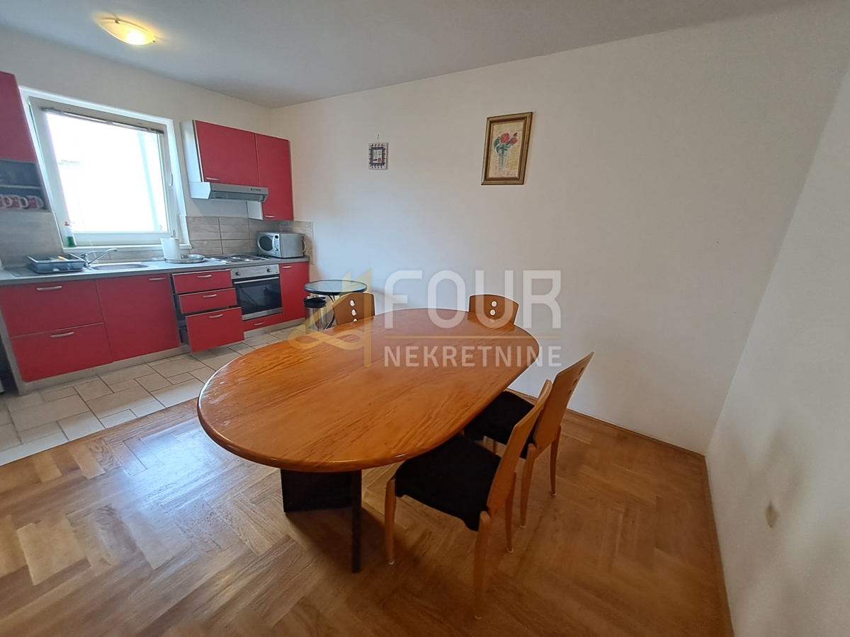 Malinska, Malinska-Dubašnica, 61m2