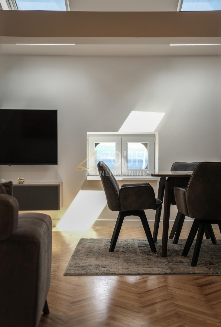 Opatija - Centar, Opatija, 74,22m2