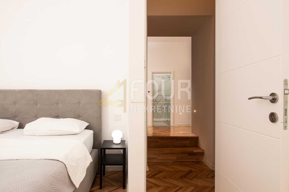 Opatija - Centar, Opatija, 74,22m2