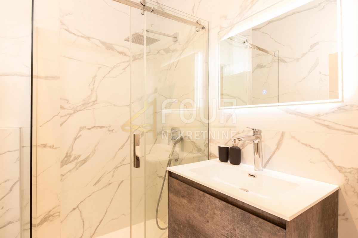 Opatija - Centar, Opatija, 74,22m2