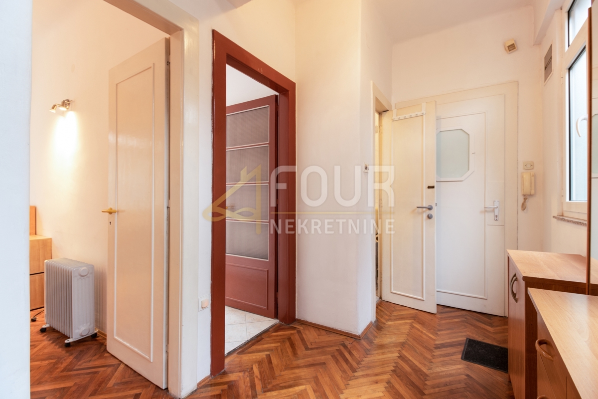 Centar, Rijeka, 68m2