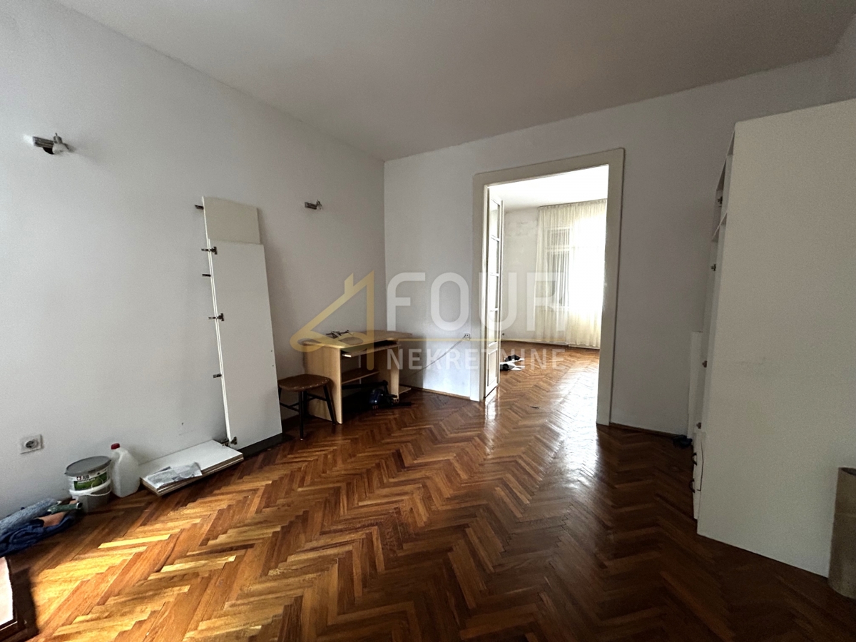 Centar, Rijeka, 68m2