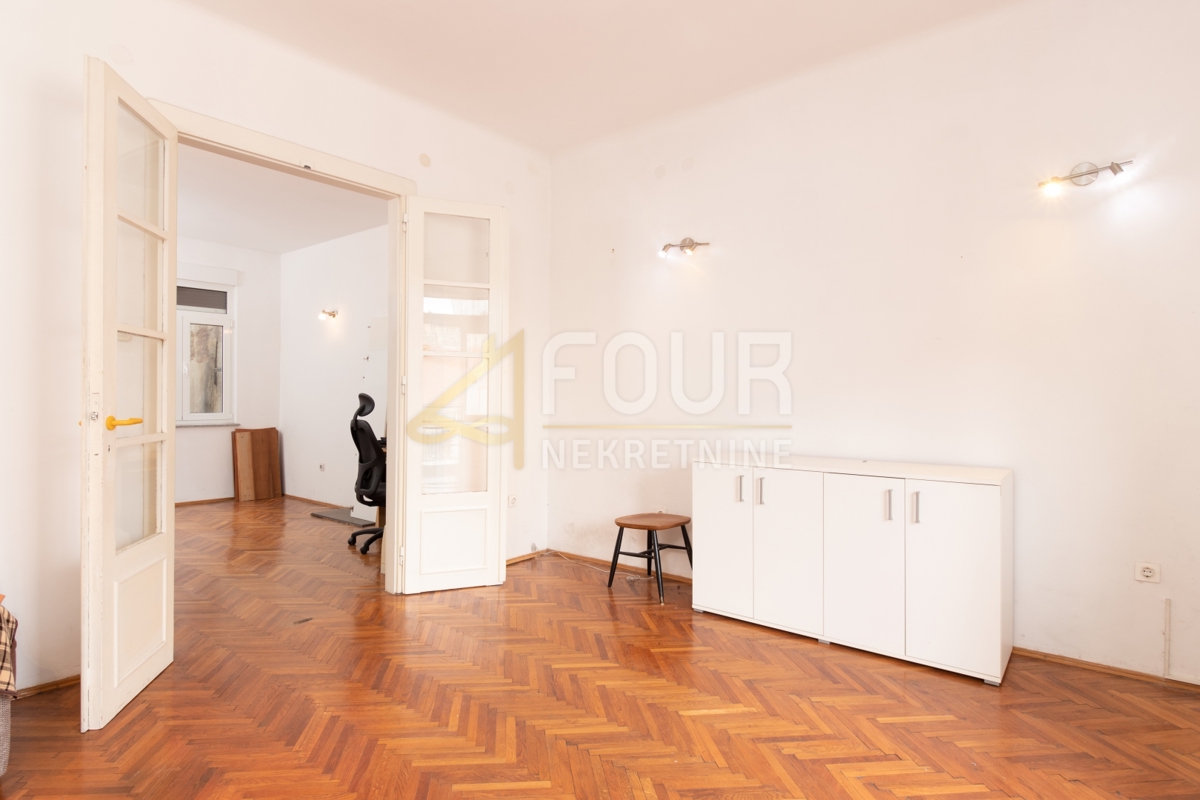 Centar, Rijeka, 68m2