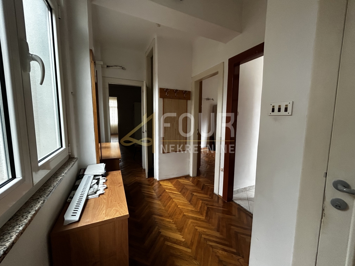 Centar, Rijeka, 68m2