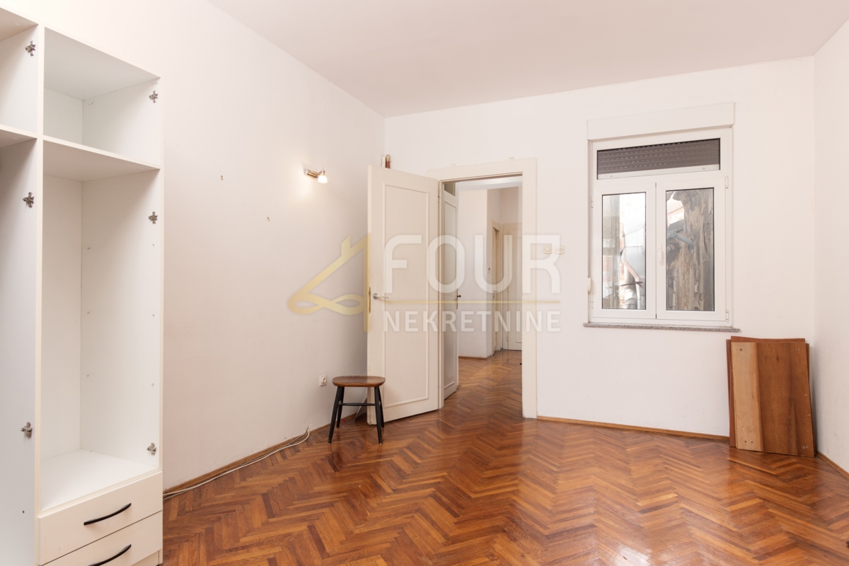 Centar, Rijeka, 68m2