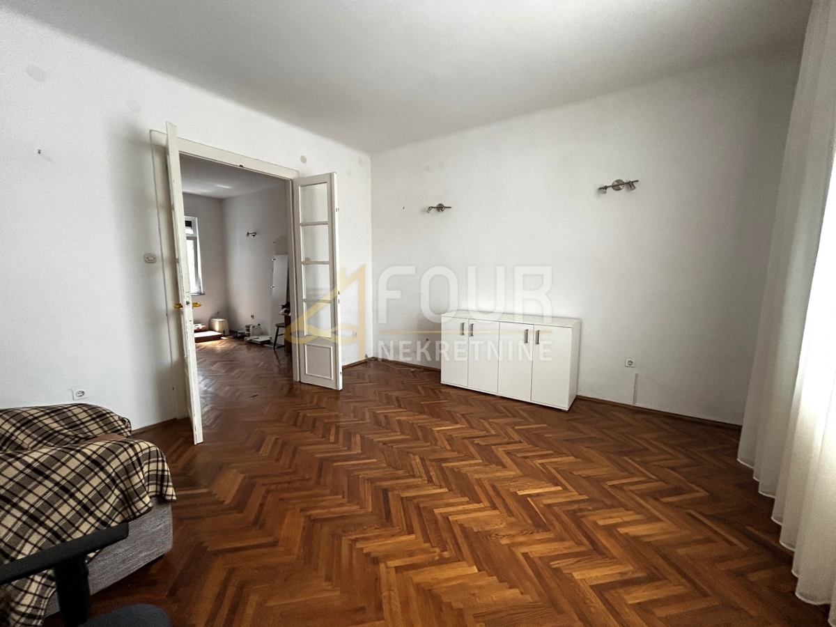 Centar, Rijeka, 68m2