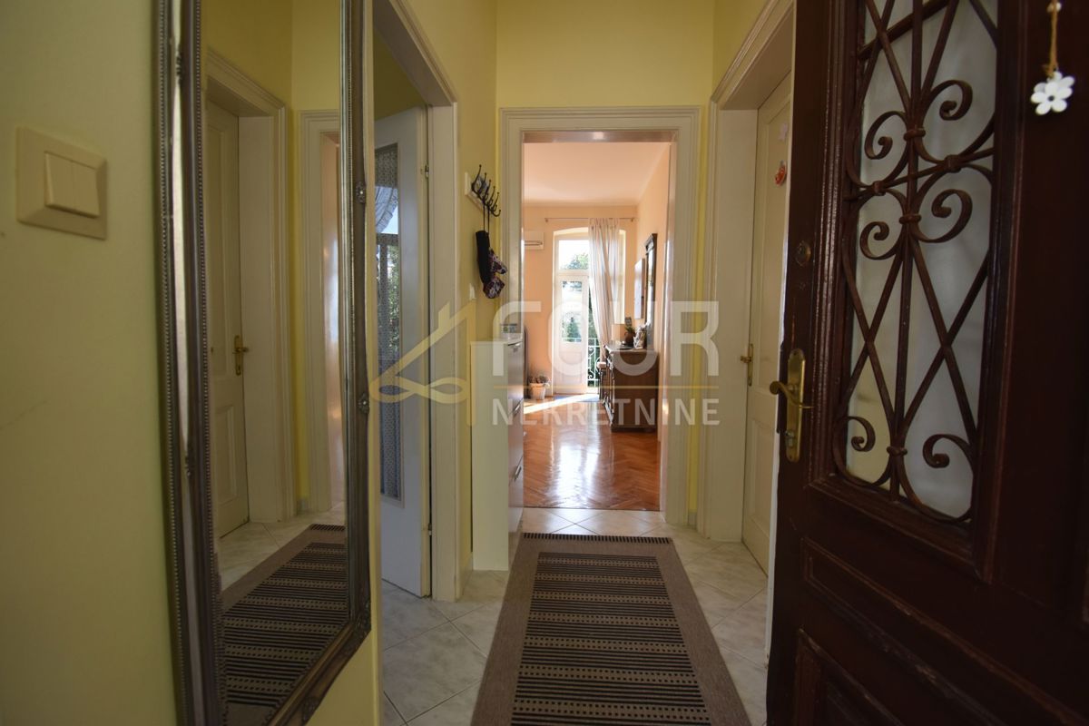 Opatija - Centar, Opatija, 60,40m2