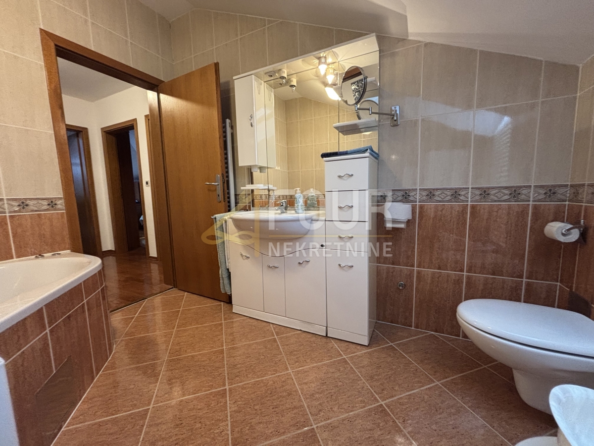 Ičići, Opatija - Okolica, 92,18m2