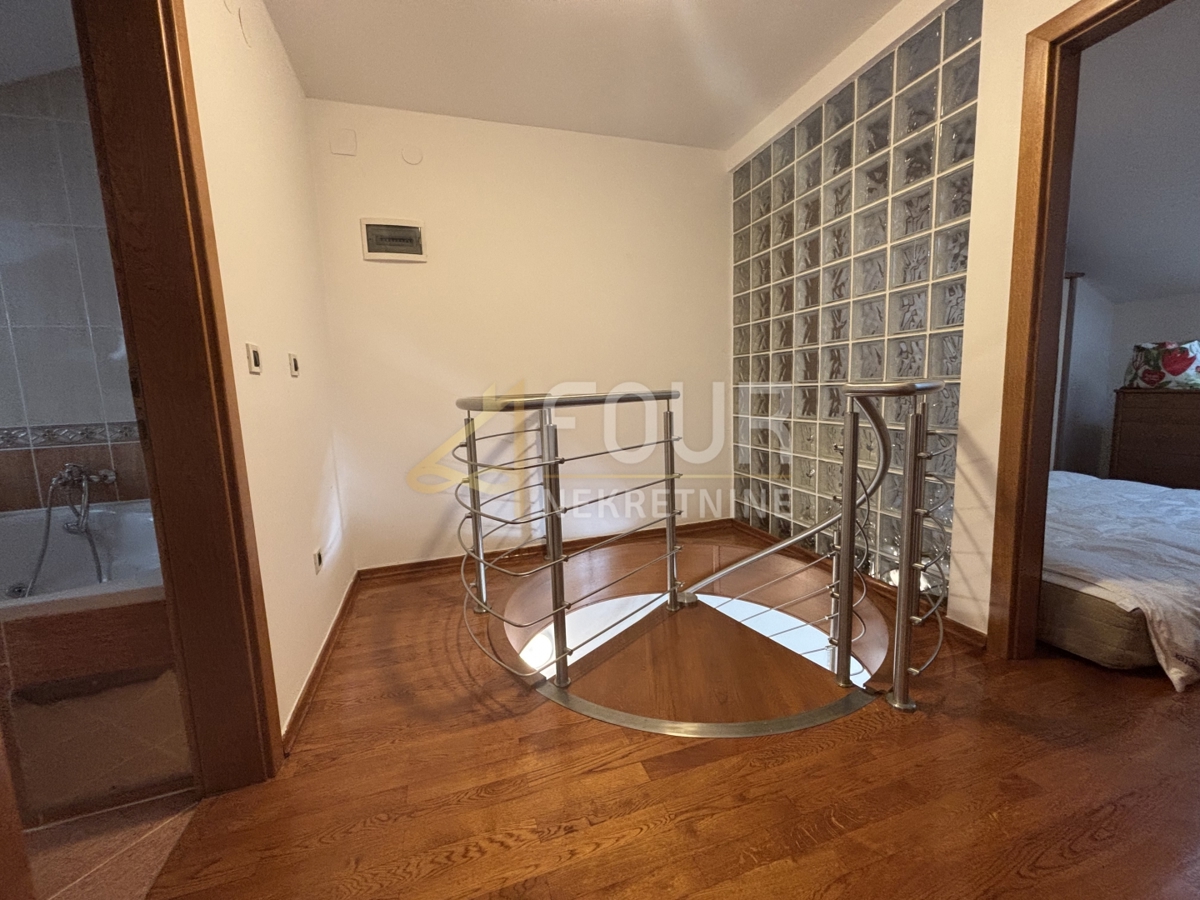 Ičići, Opatija - Okolica, 92,18m2