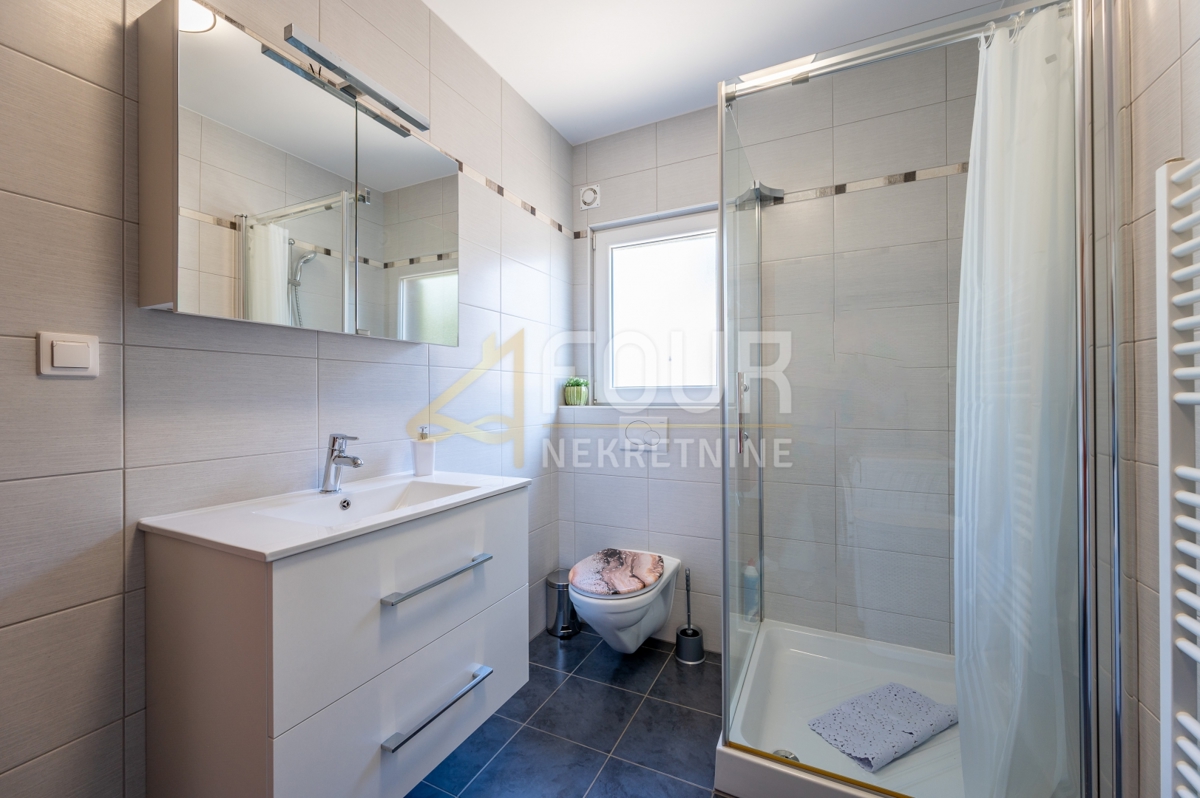 Nova Vas, Poreč, 355,66m2