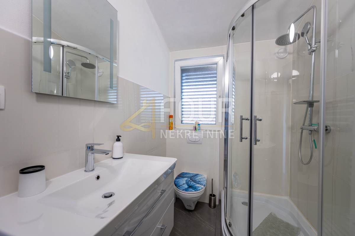 Nova Vas, Poreč, 355,66m2