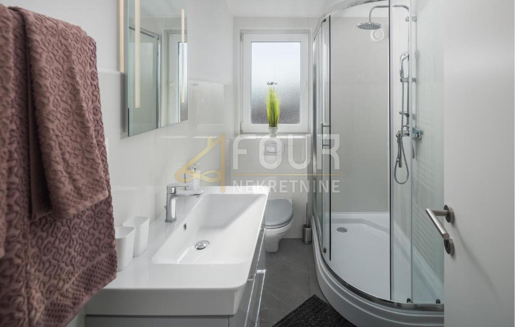 Nova Vas, Poreč, 355,66m2