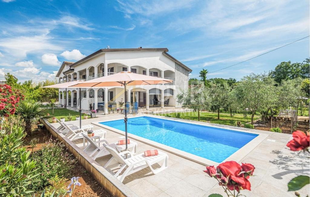 Nova Vas, Poreč, 355,66m2