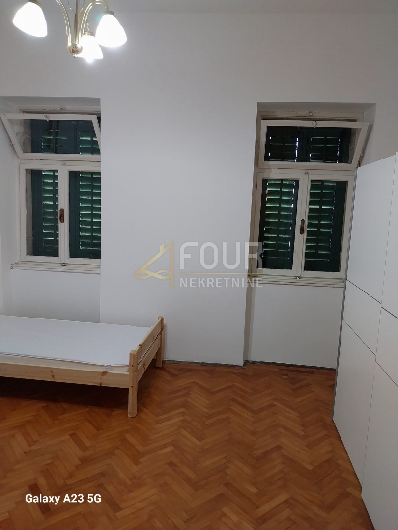 Centar, Pula, 66,76m2