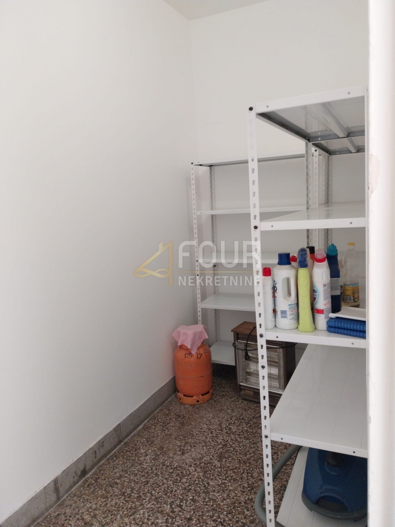 Centar, Pula, 66,76m2