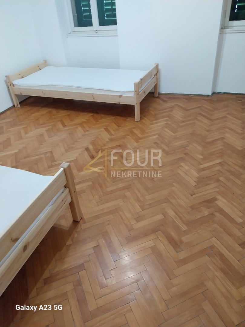 Centar, Pula, 66,76m2