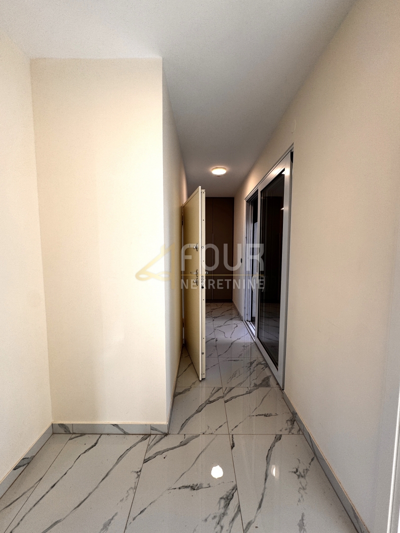 Pobri, Opatija - Okolica, 102,61m2