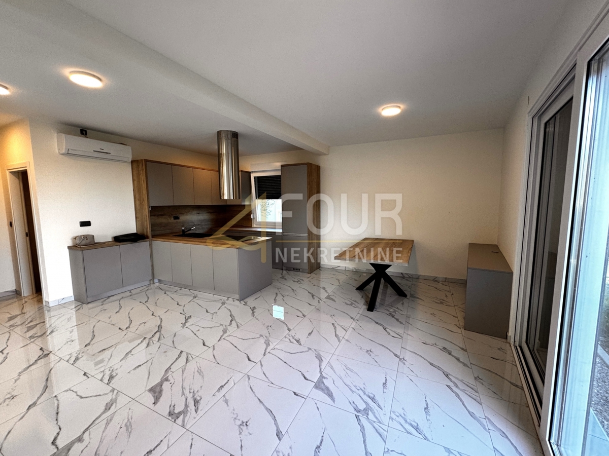 Pobri, Opatija - Okolica, 102,61m2