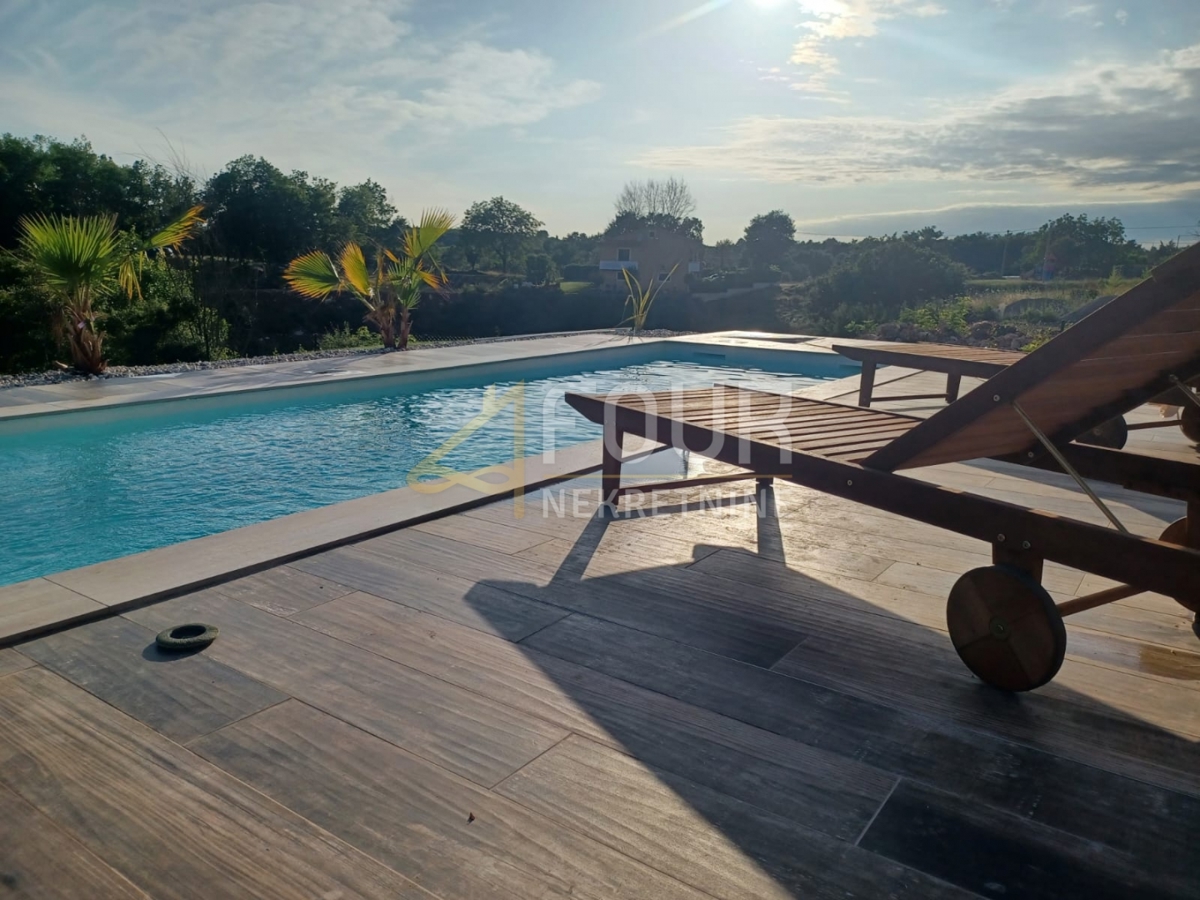 Istria, Višnjan, ottima casa vacanze con piscina!