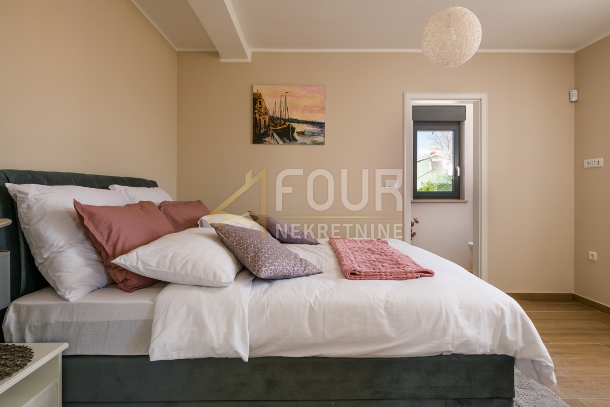 Krnica, Marčana, 129m2