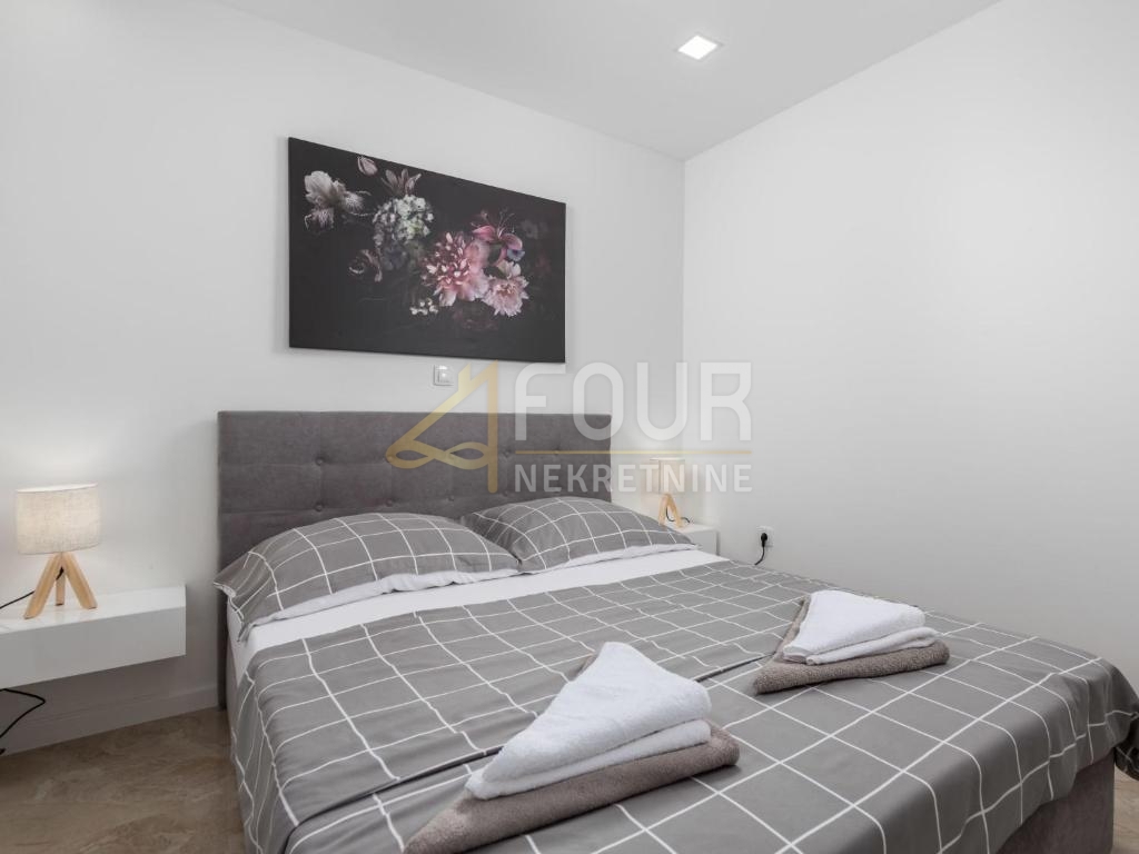 Jadranovo, Crikvenica, 175m2