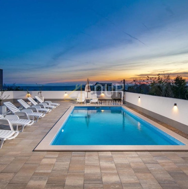 Jadranovo, Crikvenica, 175m2