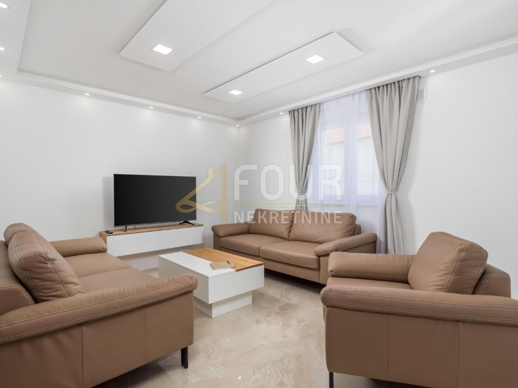 Jadranovo, Crikvenica, 175m2