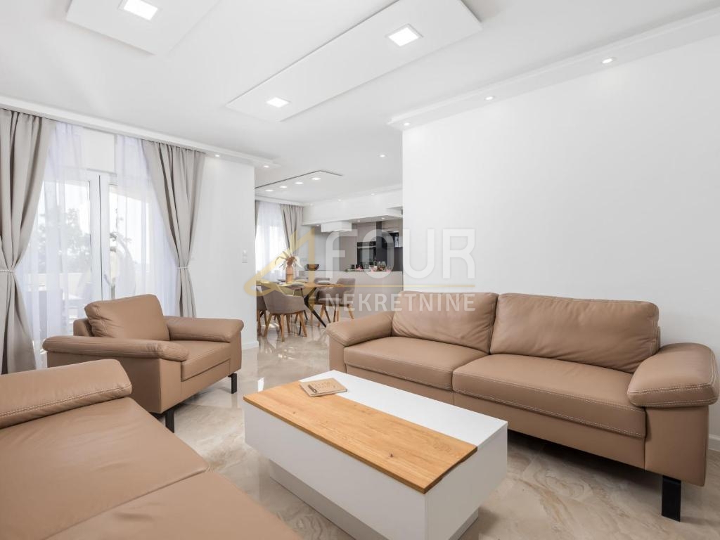 Jadranovo, Crikvenica, 175m2