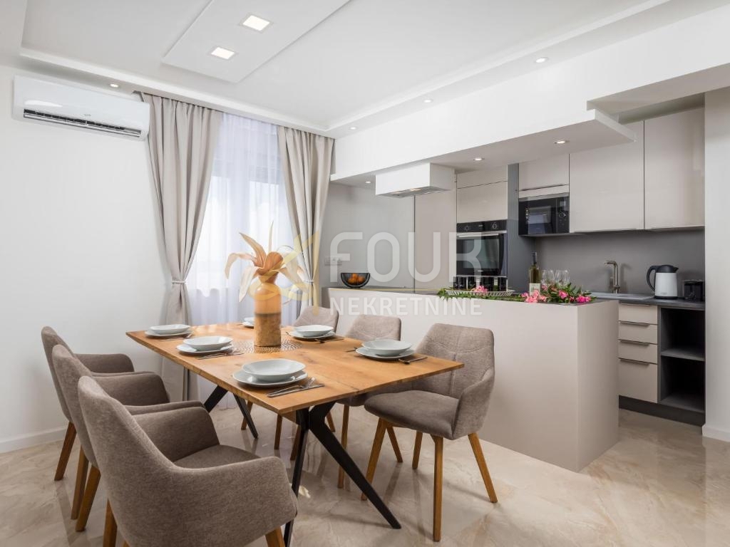 Jadranovo, Crikvenica, 175m2