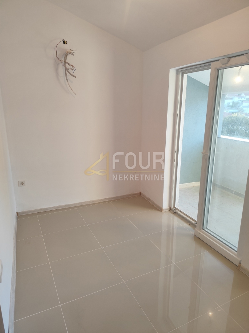 Šilo, Dobrinj, 27,70m2