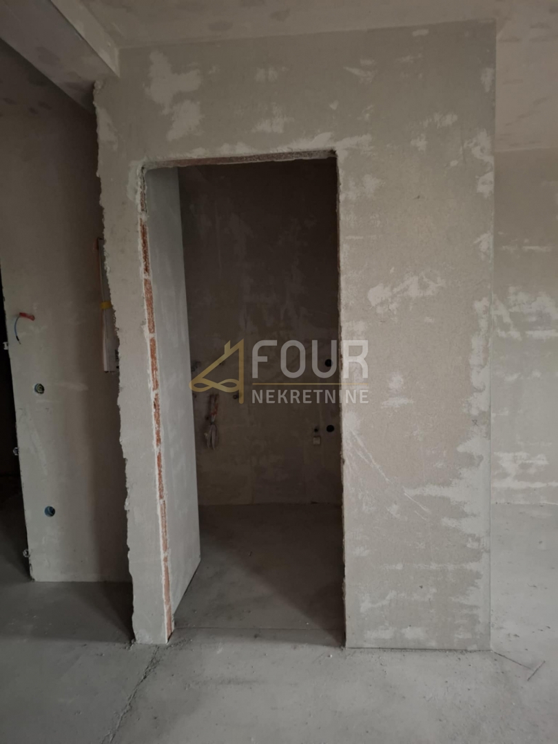 Drenova, Rijeka, 63m2