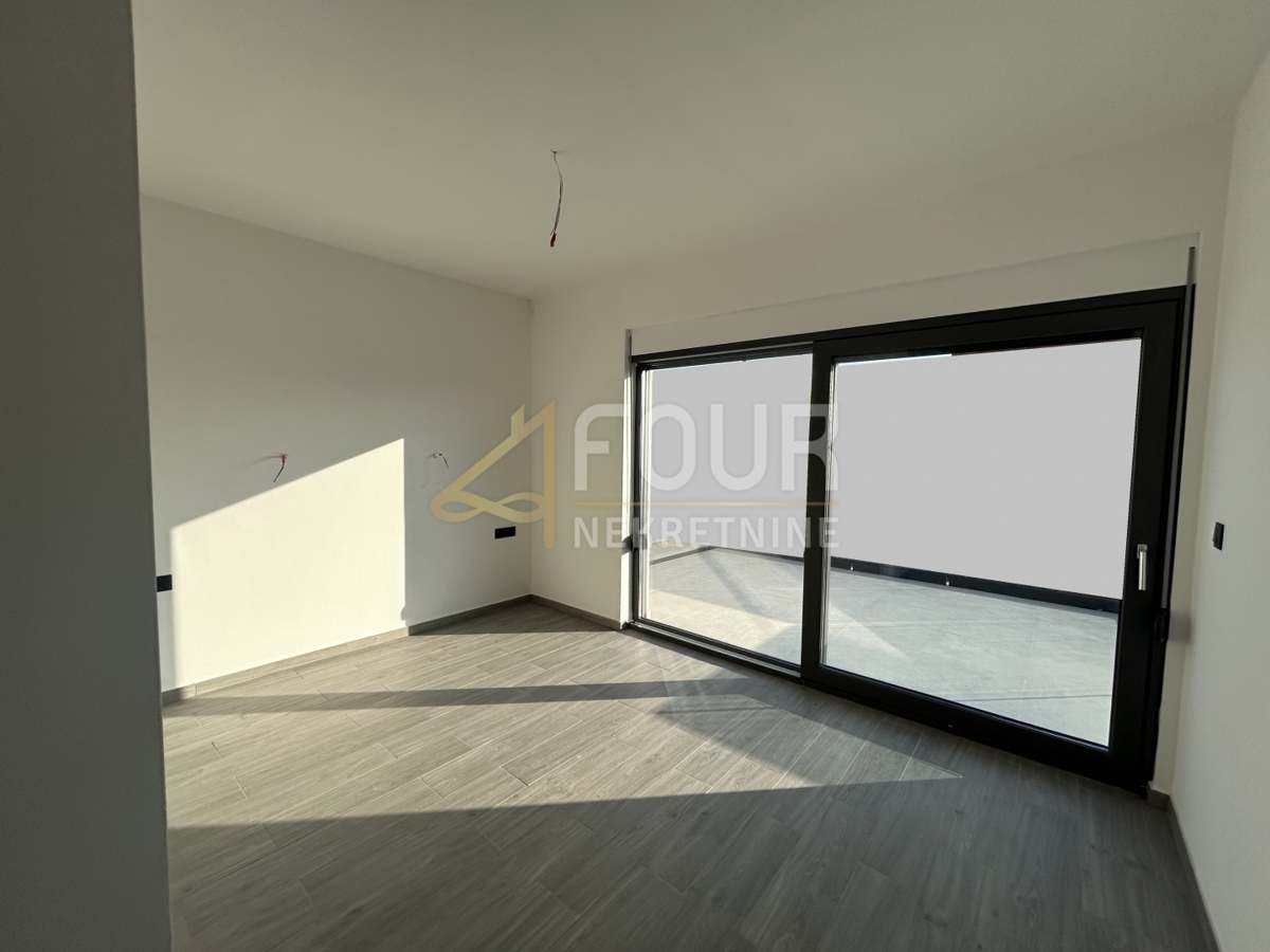 Tar, Tar-Vabriga, 242m2