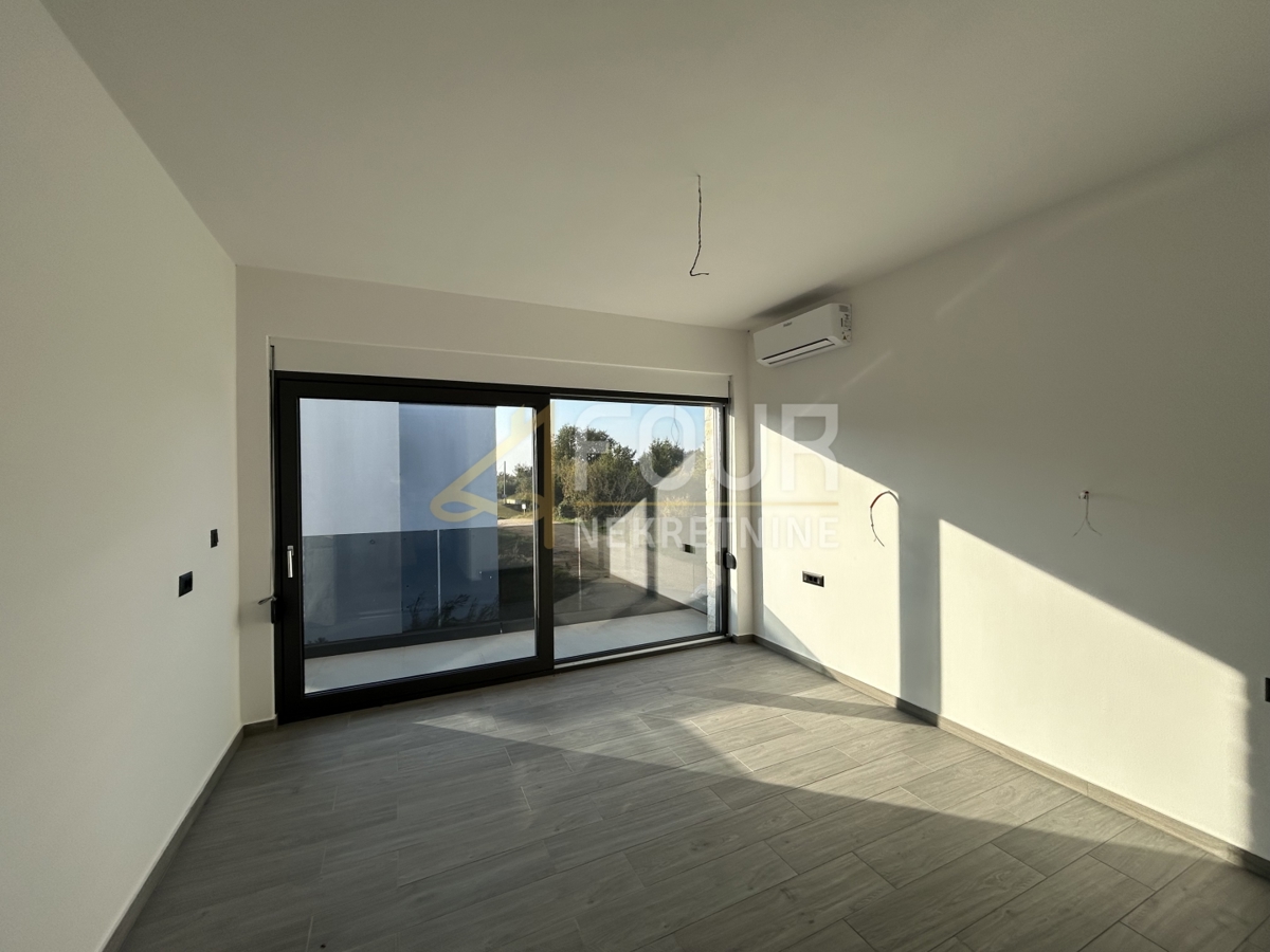 Tar, Tar-Vabriga, 242m2