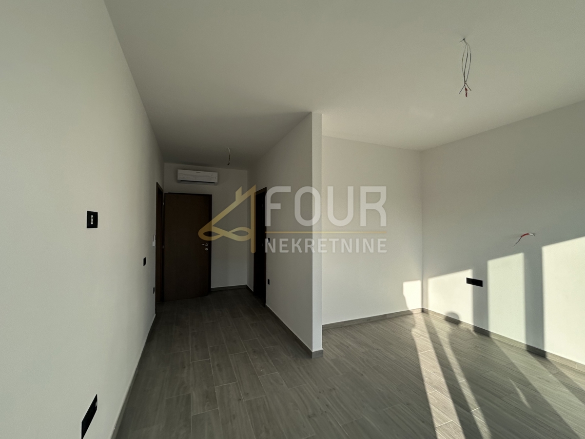 Tar, Tar-Vabriga, 242m2