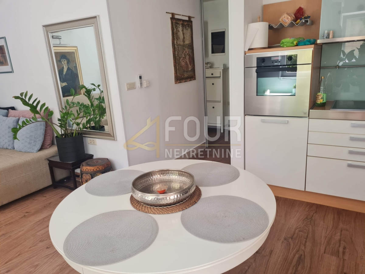 Mošćenička Draga, 84,36m2