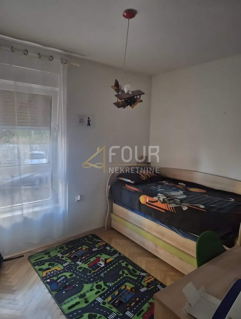 Fiume, Vežica superiore, 2s+db, 61,53m2, balcone