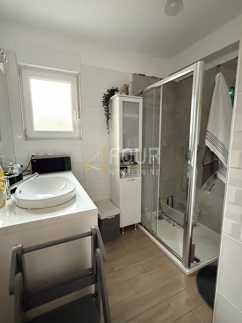 Kastav, Rešetari, 3s+db, 99,77m2, giardino