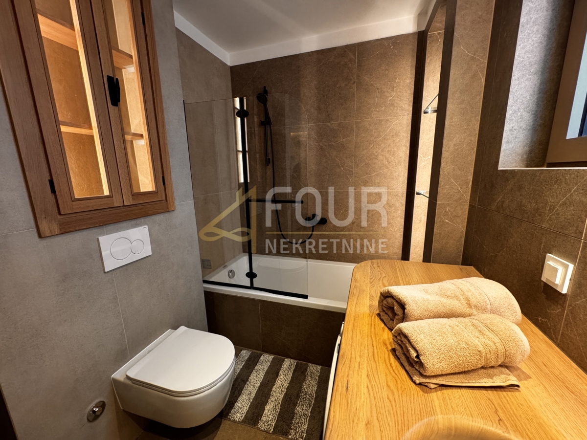 Opatija - Centar, Opatija, 79,62m2