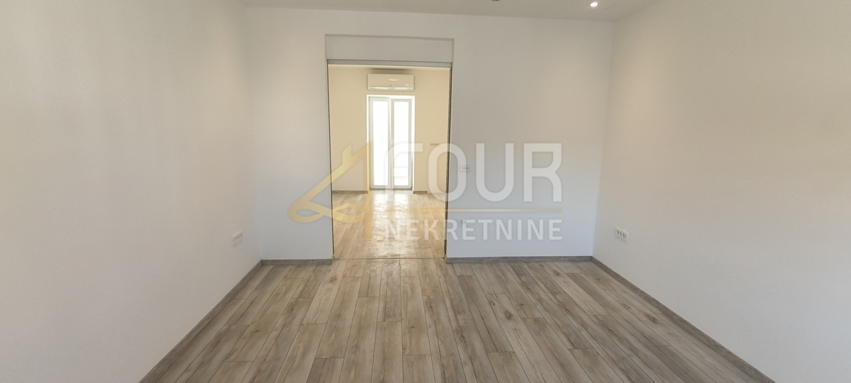 Centar, Pula, 72,83m2