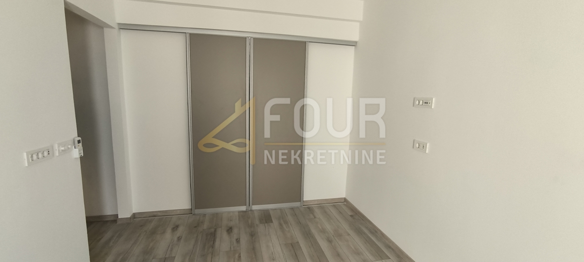 Centar, Pula, 72,83m2