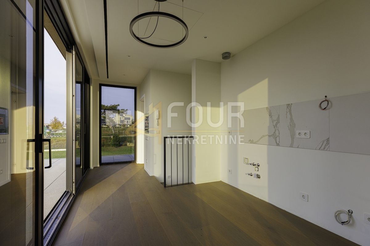 Istria, Umago - zona circostante, appartamento - resort di lusso, prima fila sul mare