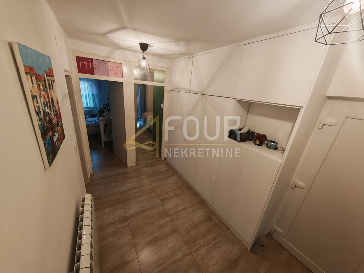 Centar, Pula, 83,79m2