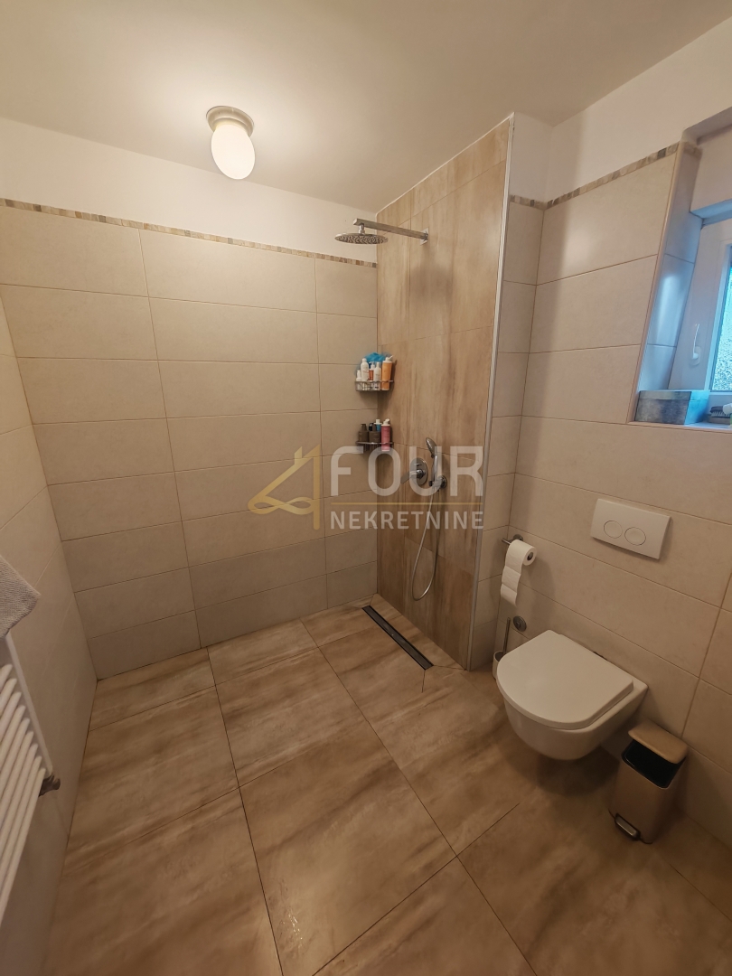 Centar, Pula, 83,79m2