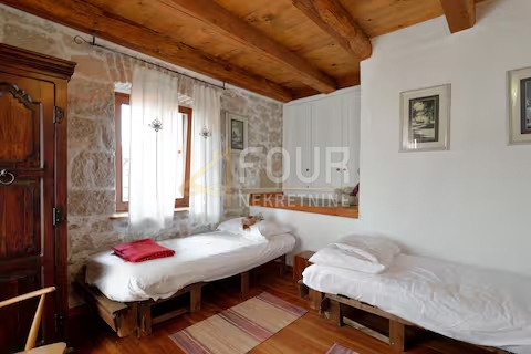 Dračevac, Poreč, 240m2